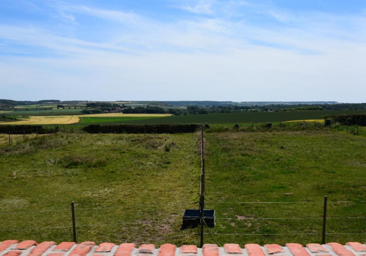 Le Clos De L'Angley Gites Et Ecurie Caffiers Exterior foto